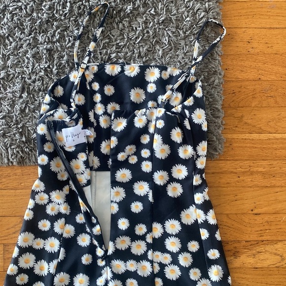 Princess Polly Black Dear Daisy Mini Dress Ruffle Hem Size 0 - Picture 6 of 12